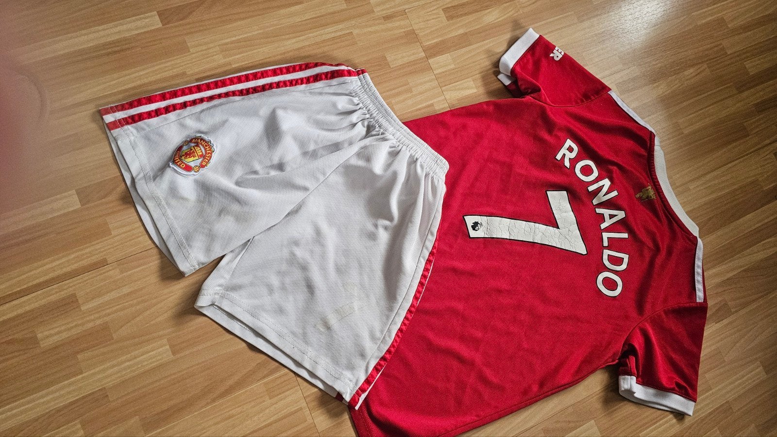 Manchester United thuisshirt en broekje Ronaldo maat 140, Kinderen en Baby's, Gebruikt, Ophalen of Verzenden, Setje, Manchester United