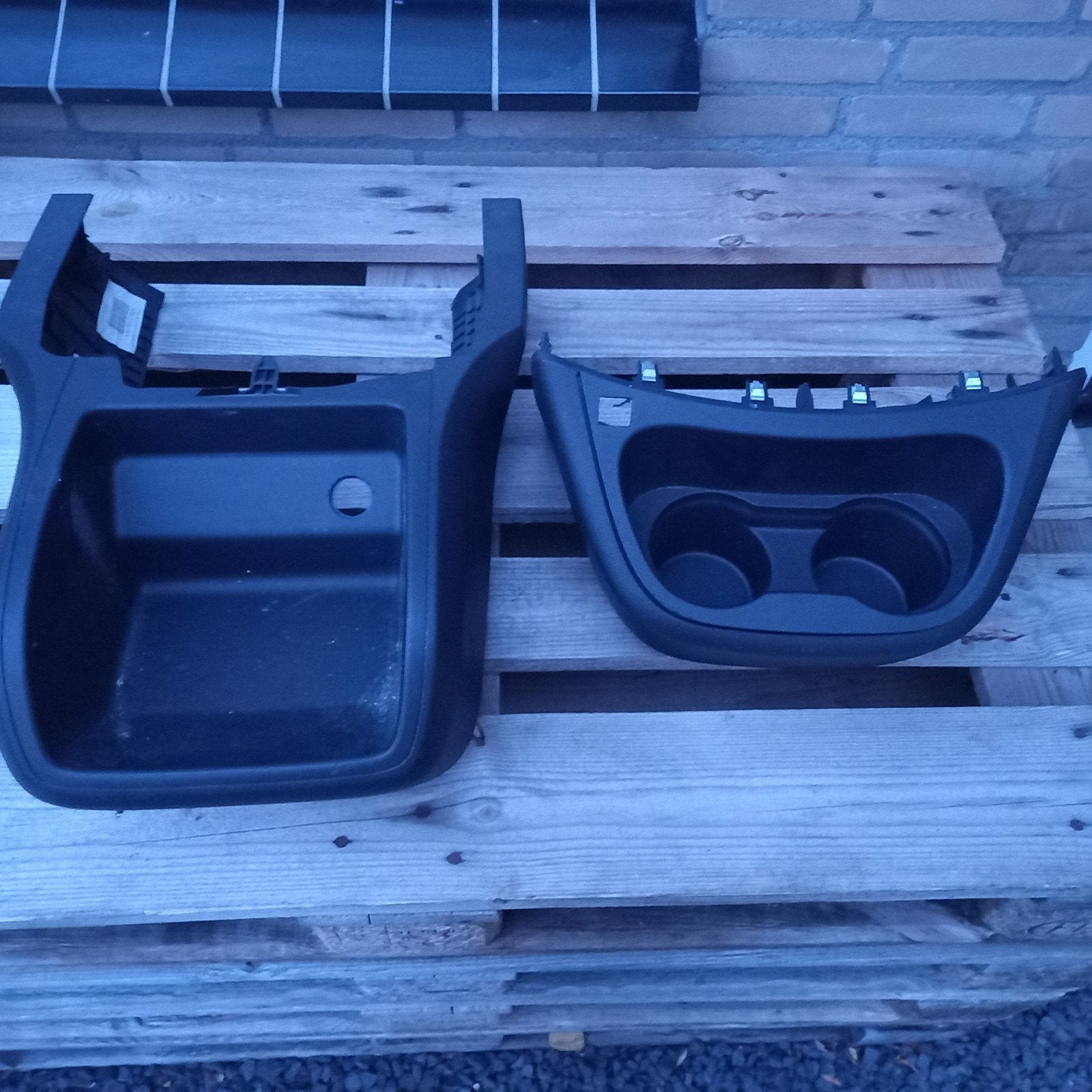 Originele Mercedes Vito  Bekerhouder & Opbergvak, Ophalen, Voor, Mercedes-Benz, Achterklep