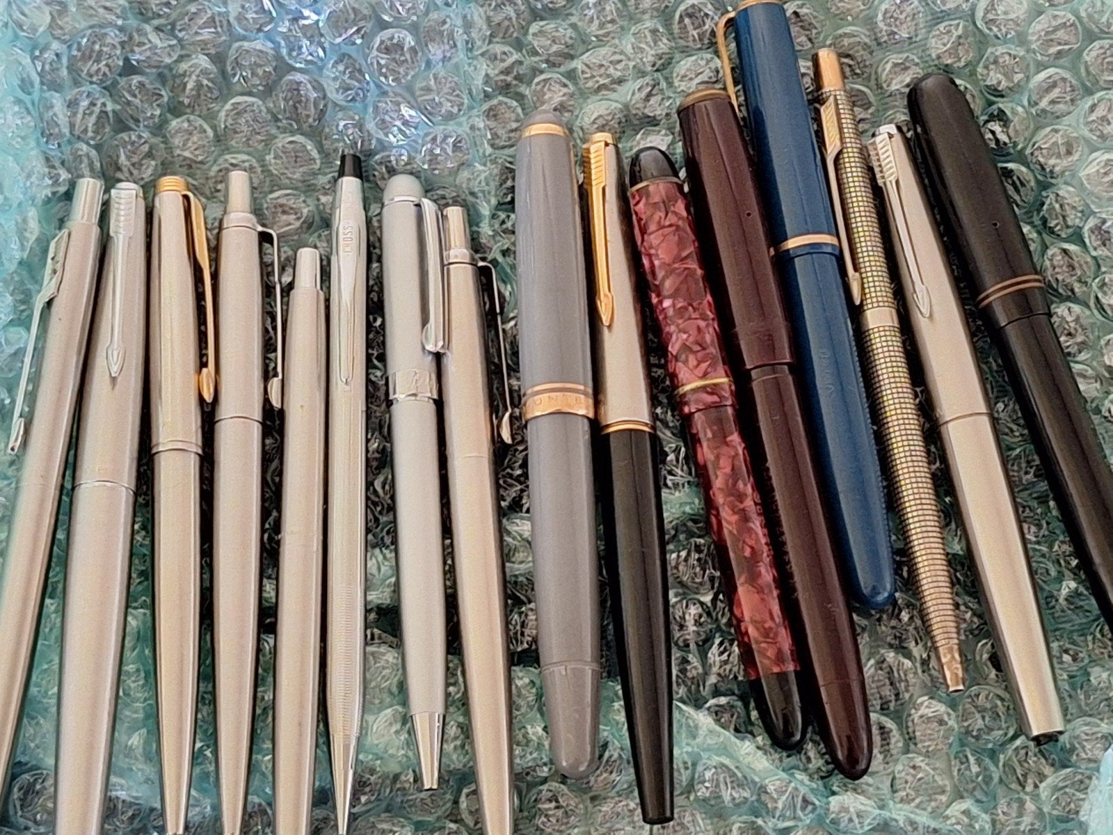Lot 16 Vintage Parker Pennen: Sterling Zilver & 14K Goud, Verzamelen, Pennenverzamelingen, Ophalen of Verzenden, Gebruikt, Pennenset
