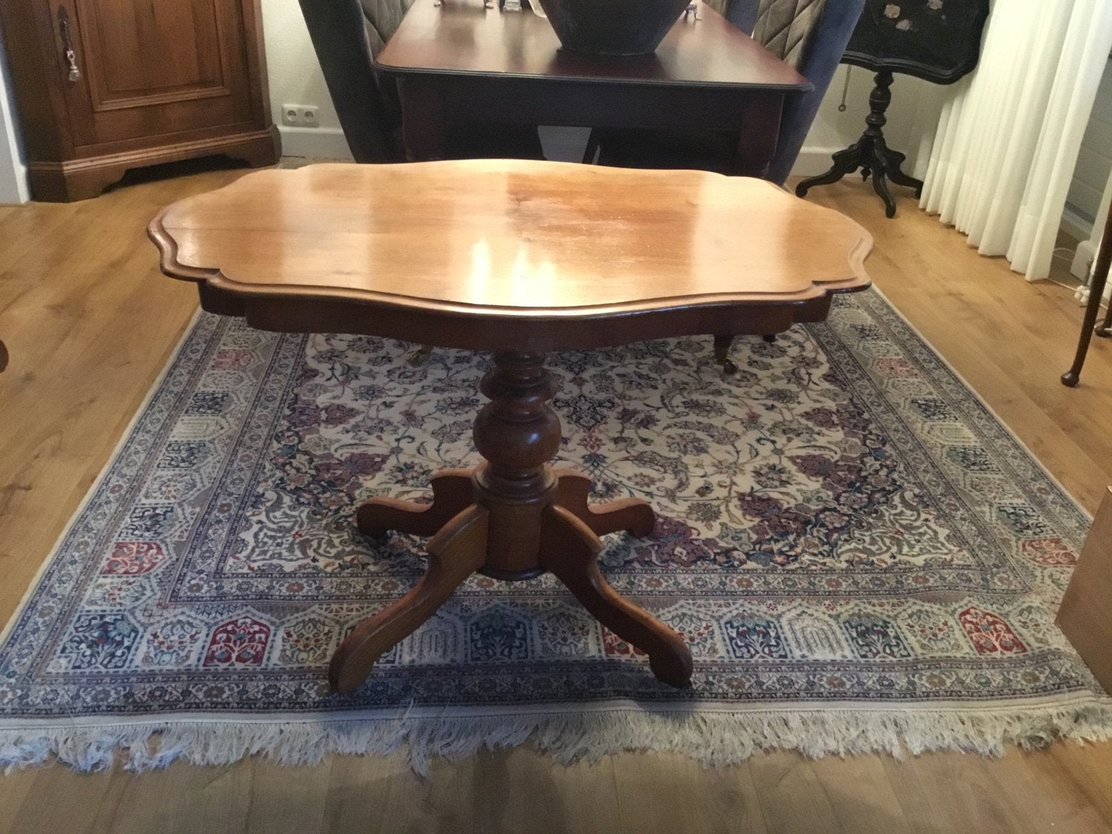 Antieke Mahonie Houten Tafel - Elegant en Tijdloos, Ophalen
