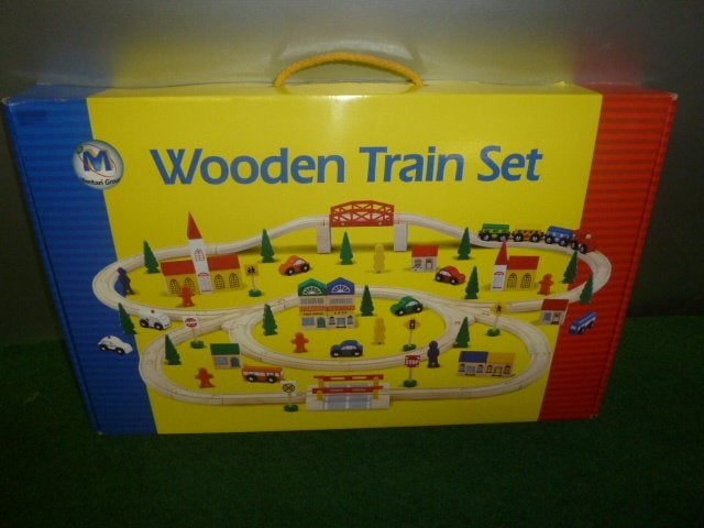 NIEUW super mooi en echt degelijk Wooden Train Set Basisset, Kinderen en Baby's, Speelgoed | Speelgoedvoertuigen, Ophalen of Verzenden
