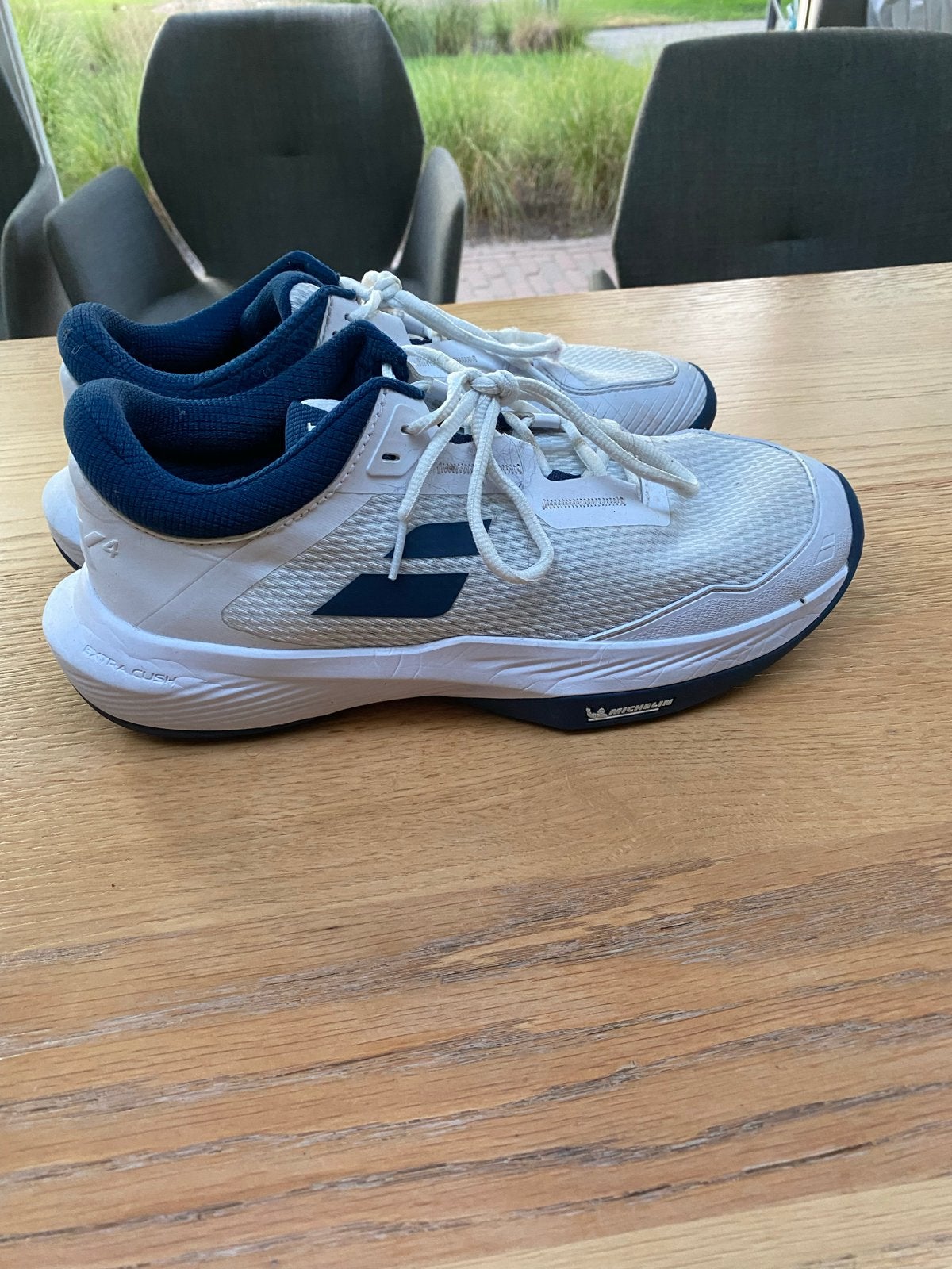 Babolat Tennisschoenen - Zo goed als nieuw, Ophalen, L00, Schoenen, Zo goed als nieuw