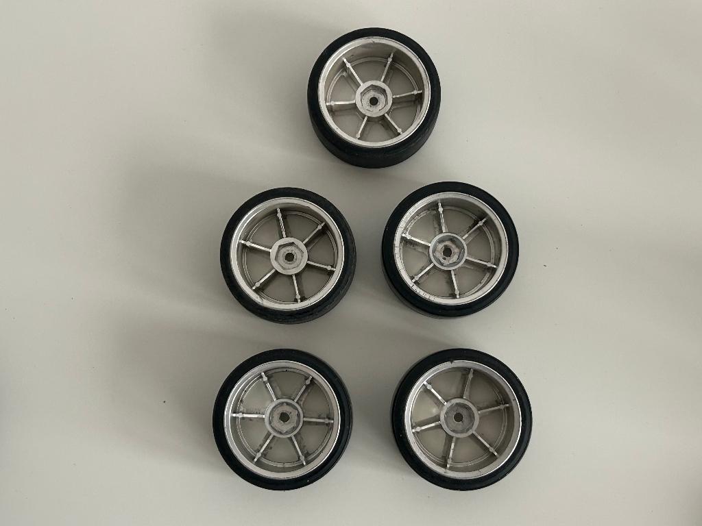 5x banden onroad 1/10 rc auto, Hobby en Vrije tijd, Modelbouw | Radiografisch | Auto's, Ophalen of Verzenden, Gebruikt, Onderdeel