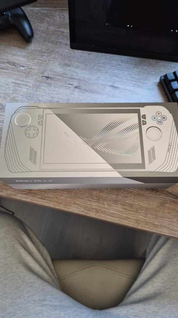 ASUS ROG Ally Gaming Handheld - Zo goed als nieuw, Spelcomputers en Games, Spelcomputers | Overige, Zo goed als nieuw, ASUS, Ophalen