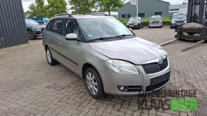 Koplamp rechts van een Skoda Fabia, Auto-onderdelen, Verlichting, Gebruikt, -, -, Ophalen of Verzenden