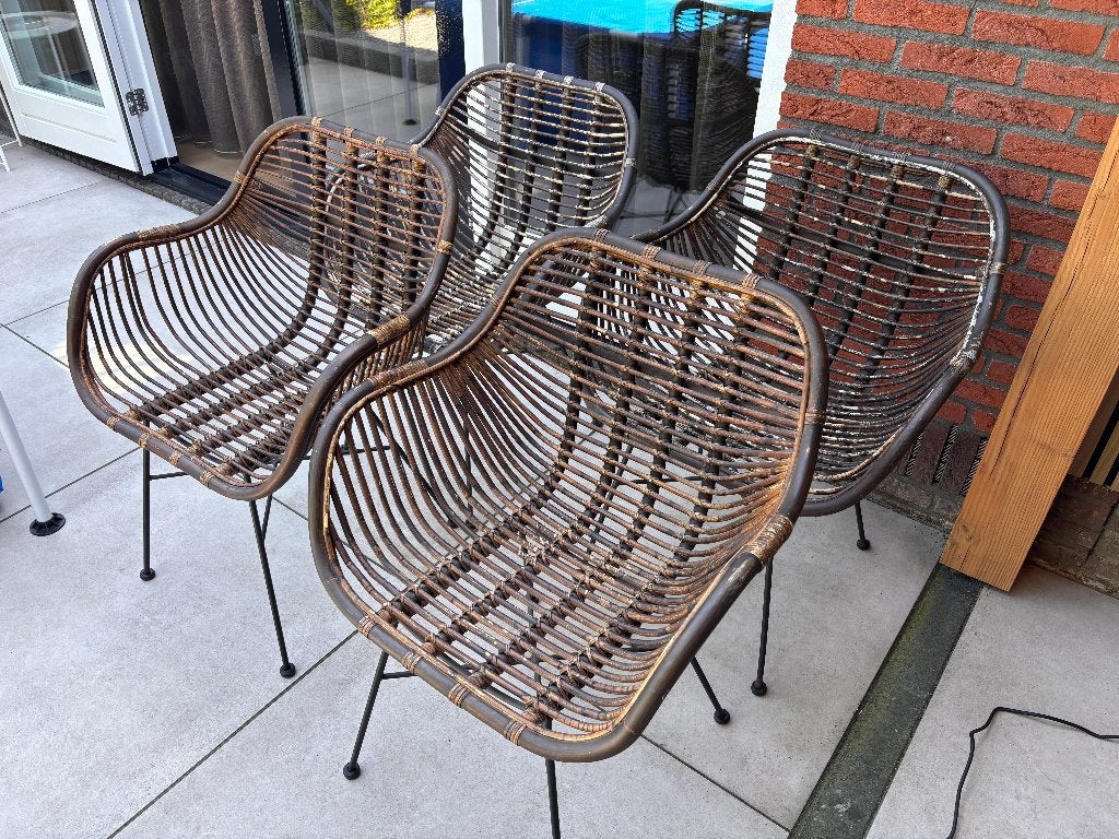 Te koop 4 rieten kuipstoelen., Huis en Inrichting, Stoelen, Ophalen, Gebruikt, Bruin, Vier