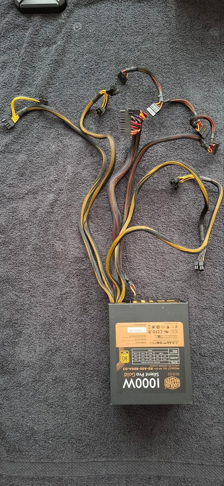 Coolermaster 1000w silends pro gold Voeding, Computers en Software, Interne voedingen, Ophalen of Verzenden, Gebruikt
