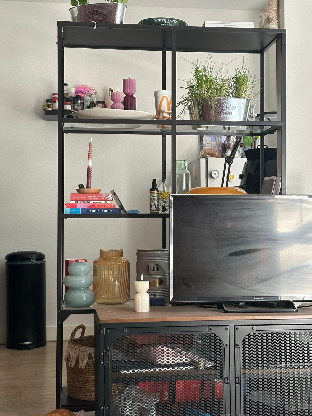 Ikea Vittsjo stellingkast staal met glazen platen, Ophalen, Gebruikt