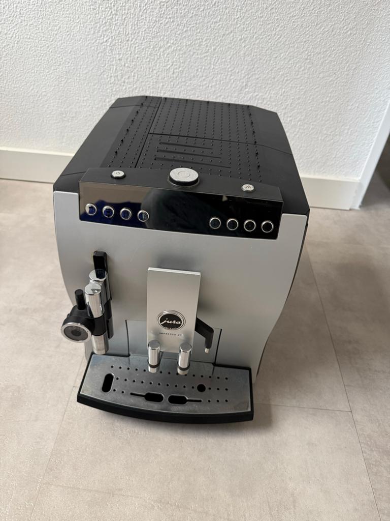 Jura Impressa Z7 Koffiemachine -, Witgoed en Apparatuur, Koffiezetapparaten, Zo goed als nieuw, Koffiebonen, Koffiemachine, 10 kopjes of meer