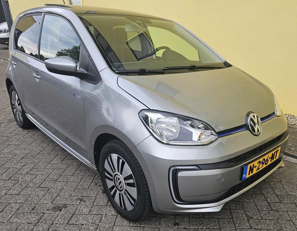 Volkswagen E-up! Elektromotor 2018 met SOH keuringsrapport, Auto's, 37 €/maand, Up!, Elektrisch, 81 pk