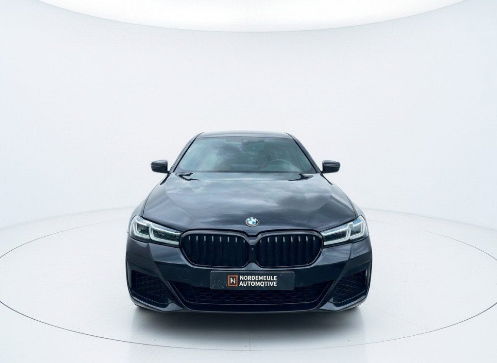 Bmw 5-SERIE 545E XD M Sport LASER Light, CRUISE 360 camera, Automaat, Gebruikt, 2000 kg, Bedrijf