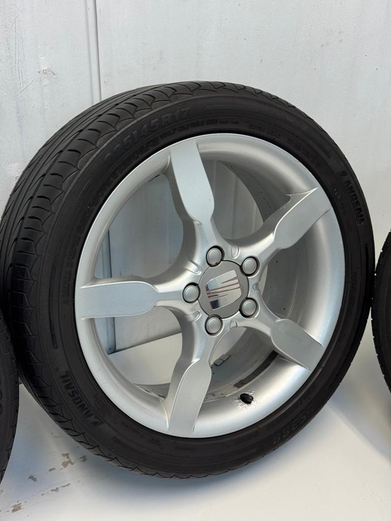Org. Seat Altea 225/45R17 velgen set met zomerbanden 5x112, Auto-onderdelen, Banden en Velgen, Gebruikt, Banden en Velgen, 17 inch