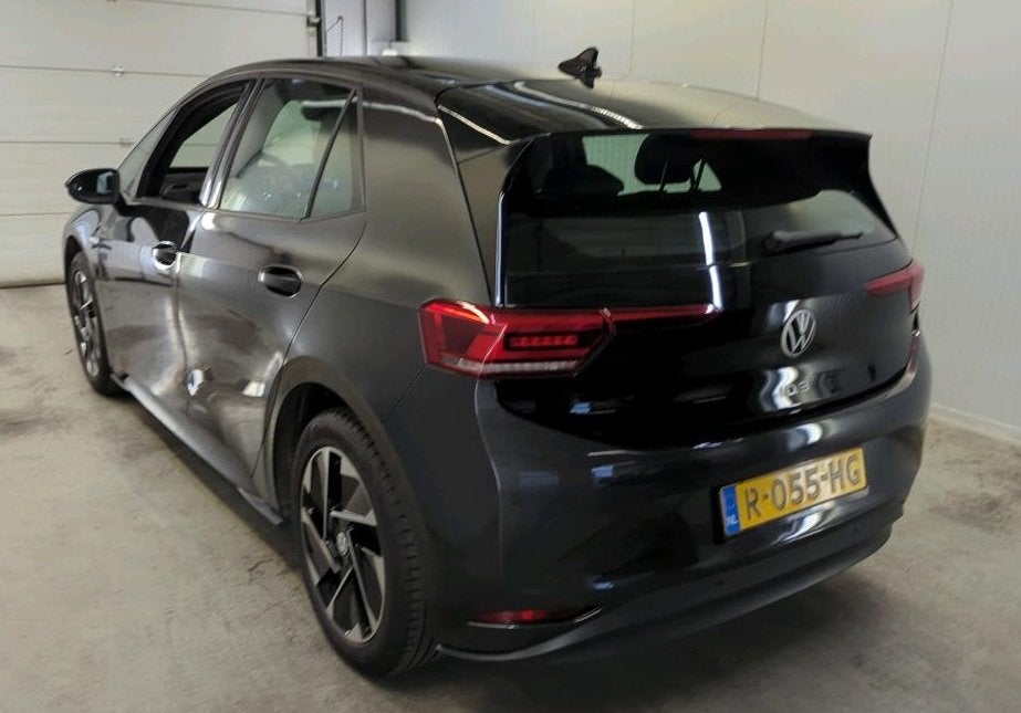 Volkswagen ID.3 Pro 58 kWh Stoelverwarming Stuurverwarming N, Auto's, Automaat, Gebruikt, Zwart, 1712 kg