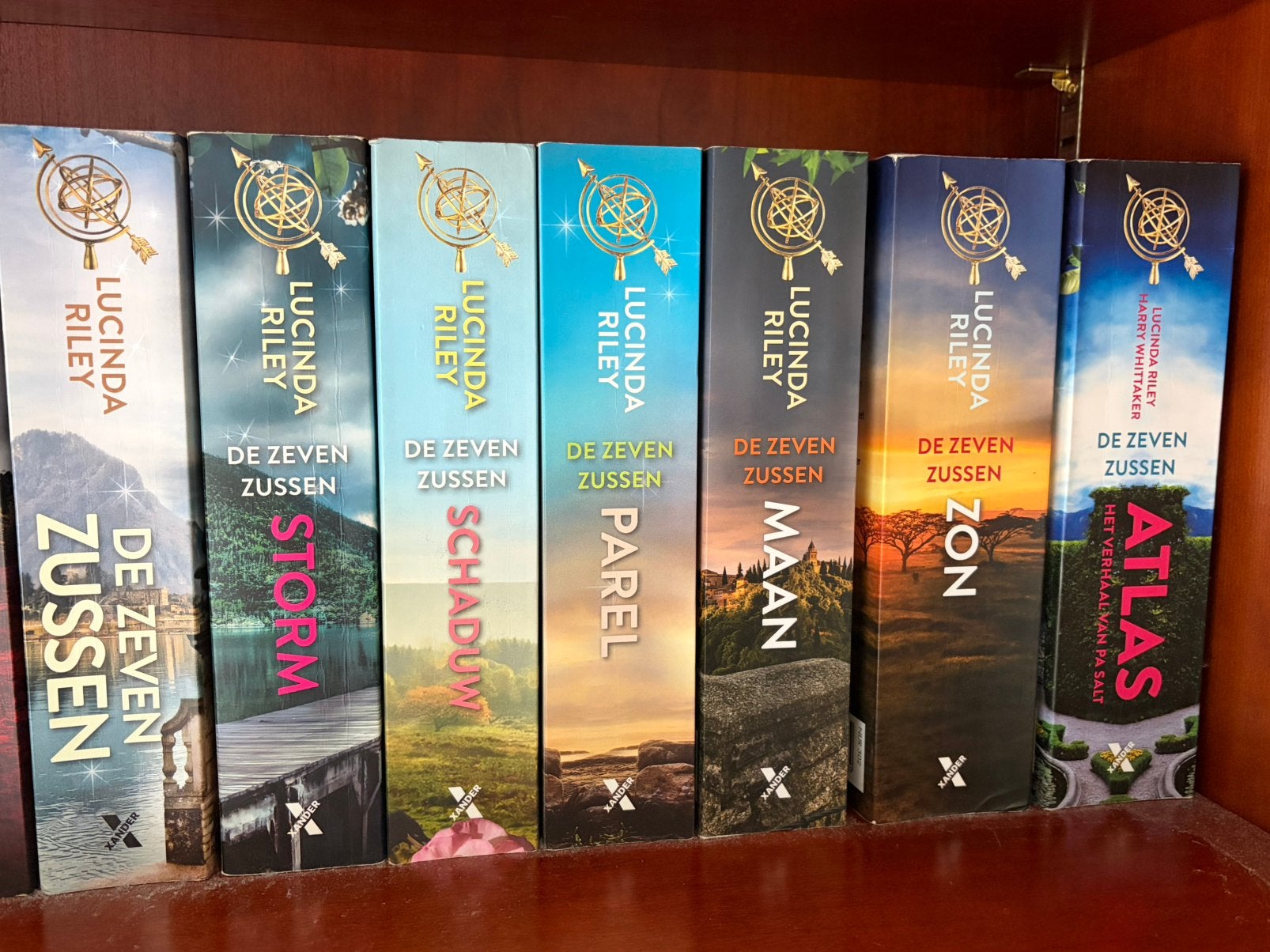 De Zeven Zussen, Boeken, Ophalen, Zo goed als nieuw