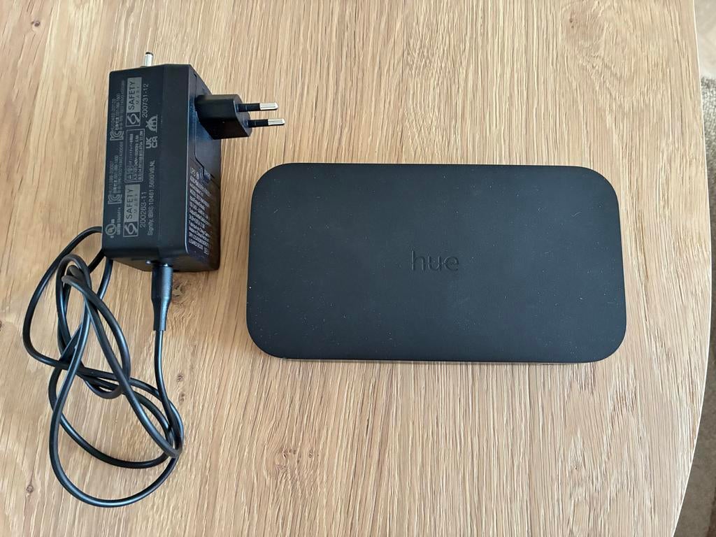 Philips Hue Sync Box 4K - gaat niet aan, Philips nl, Info@philips.nl, Ophalen of Verzenden, Niet werkend