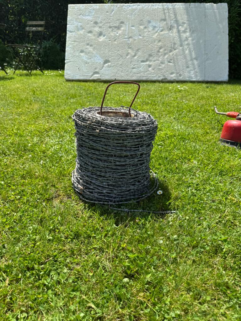 Prikkeldraad, Ophalen, Nieuw, Minder dan 10 meter, Prikkeldraad