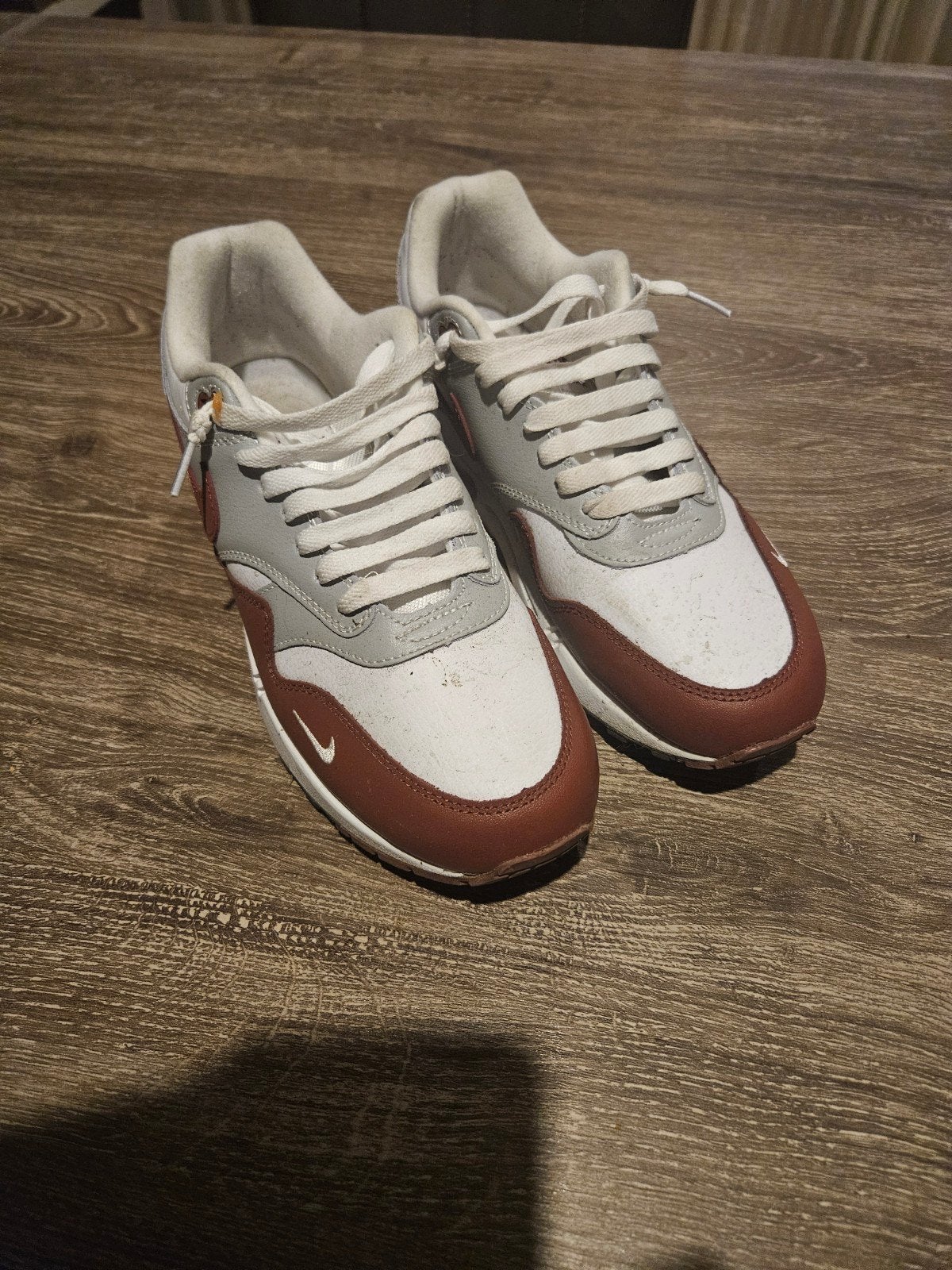 nike's maat 43 !! 2x gedragen, Nike air max, Wit, Ophalen of Verzenden, Zo goed als nieuw