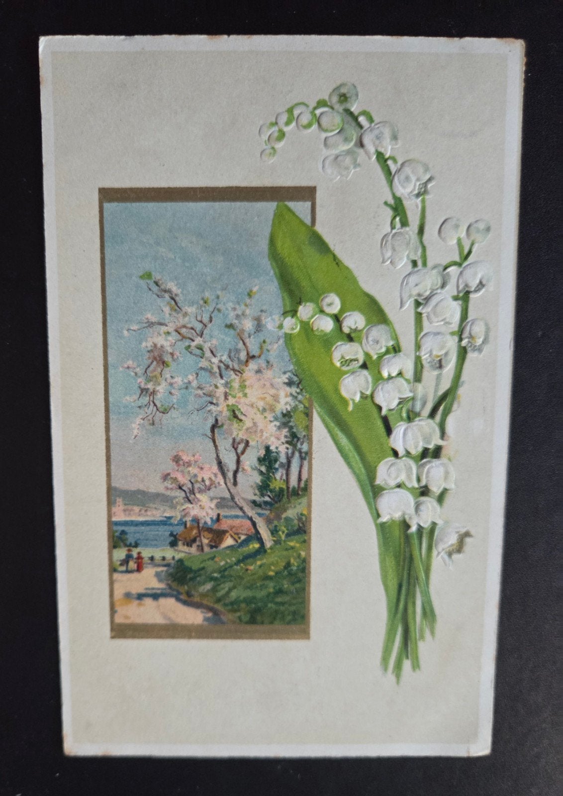 Oude Ansichtkaart Lelietjes-van-dalen en Landschap, Verzenden, Voor 1920, Gelopen, Overige thema's
