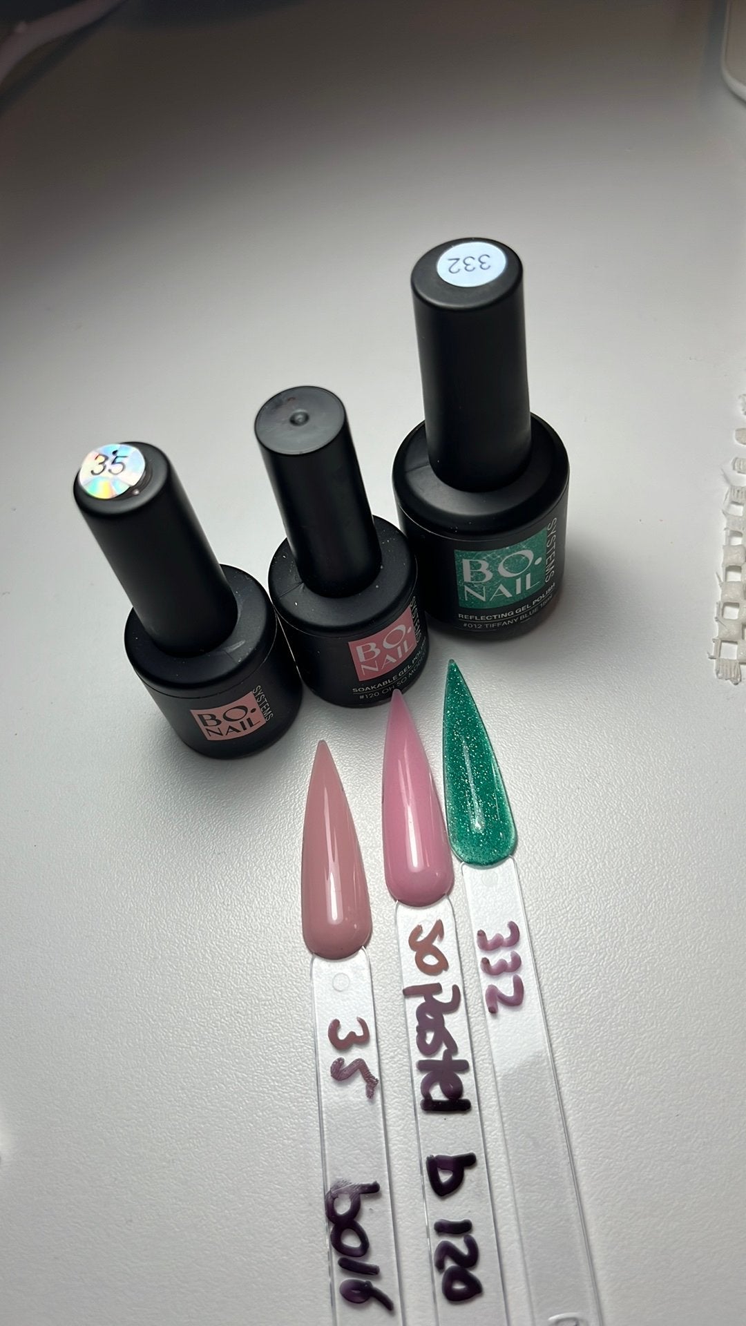 BO nails Gellak / gelpolish, Ophalen of Verzenden, Gebruikt, Overige kleuren, Handen en Nagels
