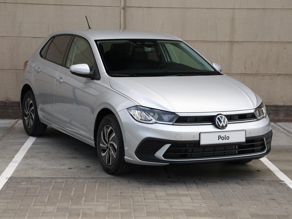 Volkswagen Polo Life Edition 1.0 TSI 95 PK | Navigatie | Cam, Auto's, Volkswagen, Stof, Bedrijf, 3 cilinders, Zilver of Grijs