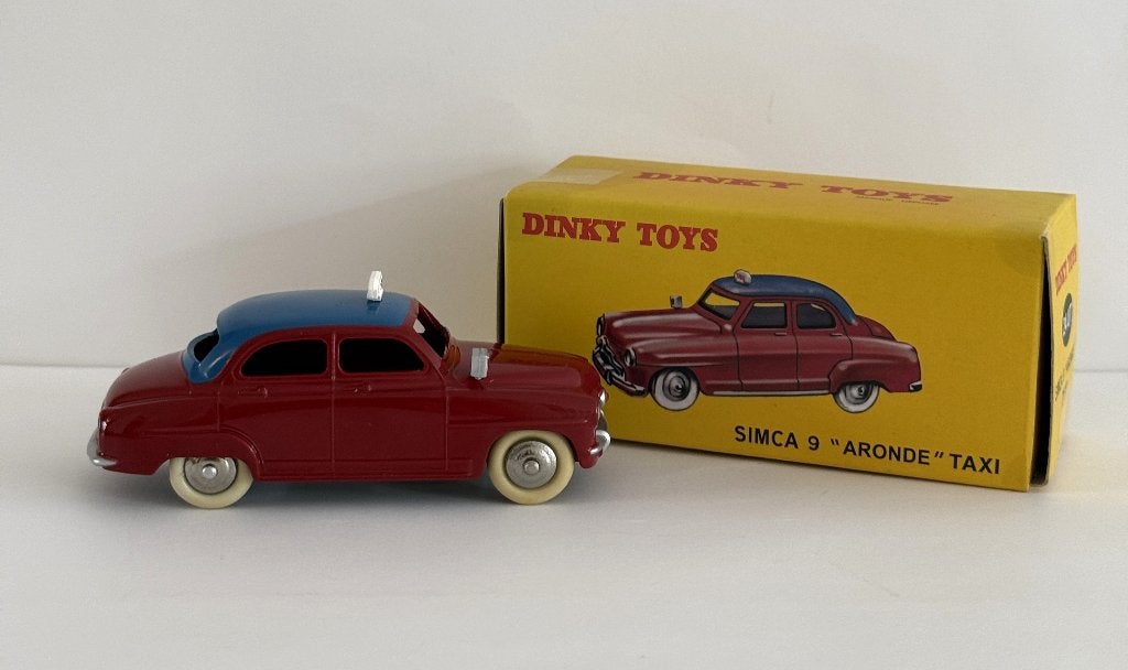 Dinky Toys Simca 9 Aronde Taxi 24 UT ATLAS EDITION(NR L), Ophalen, Zo goed als nieuw, Auto, Dinky Toys