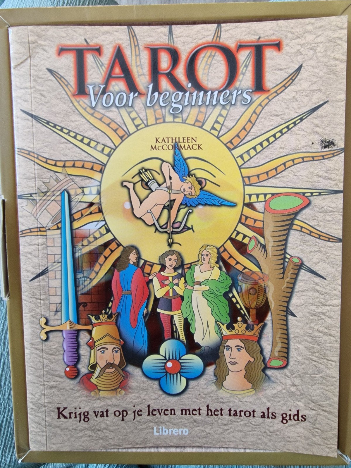 Tarot voor beginners - Boek met kaarten, Tarot of Kaarten leggen, Ophalen of Verzenden, Zo goed als nieuw, Kathleen McCormack