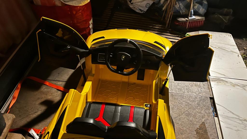 Lamborghini kinder auto, Ophalen of Verzenden