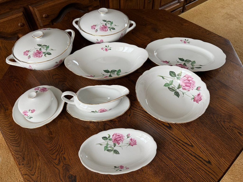 Bohemia porselein rozen servies, Ophalen