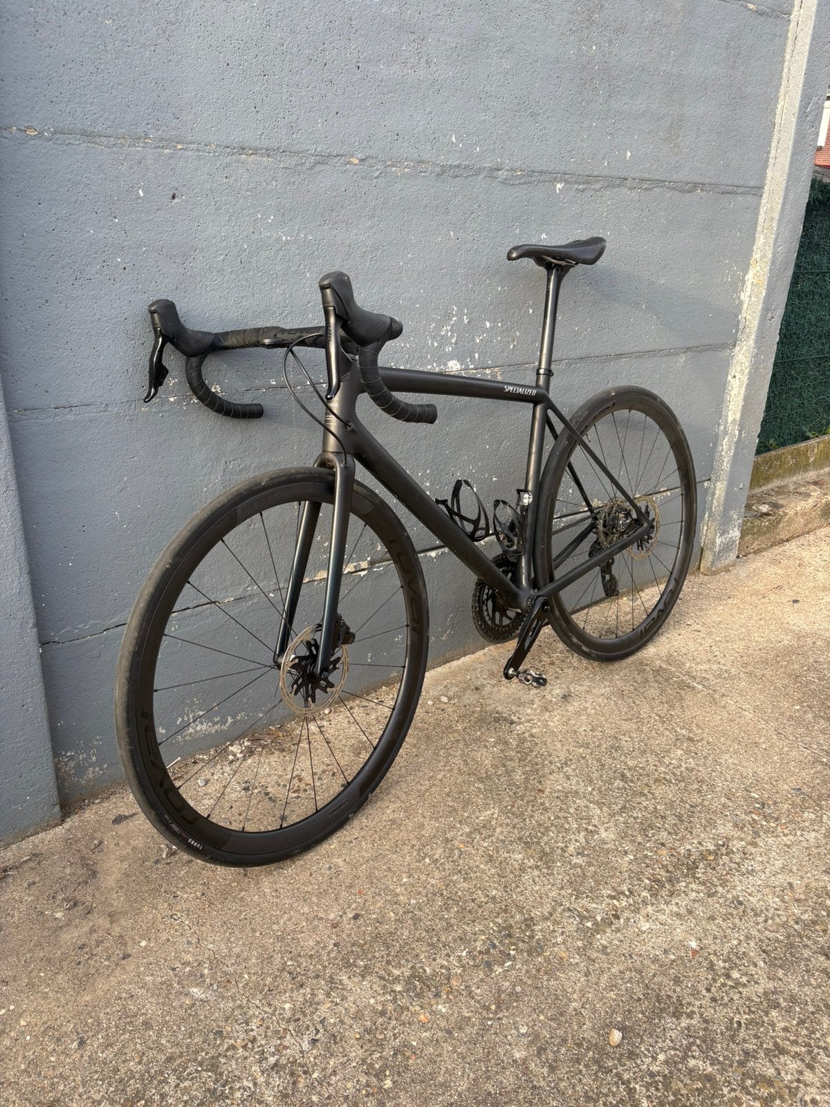 Specialized Aethos – Top afgemonteerd – Nieuwprijs €7.600, Carbon, Heren, Zo goed als nieuw, Meer dan 20 versnellingen