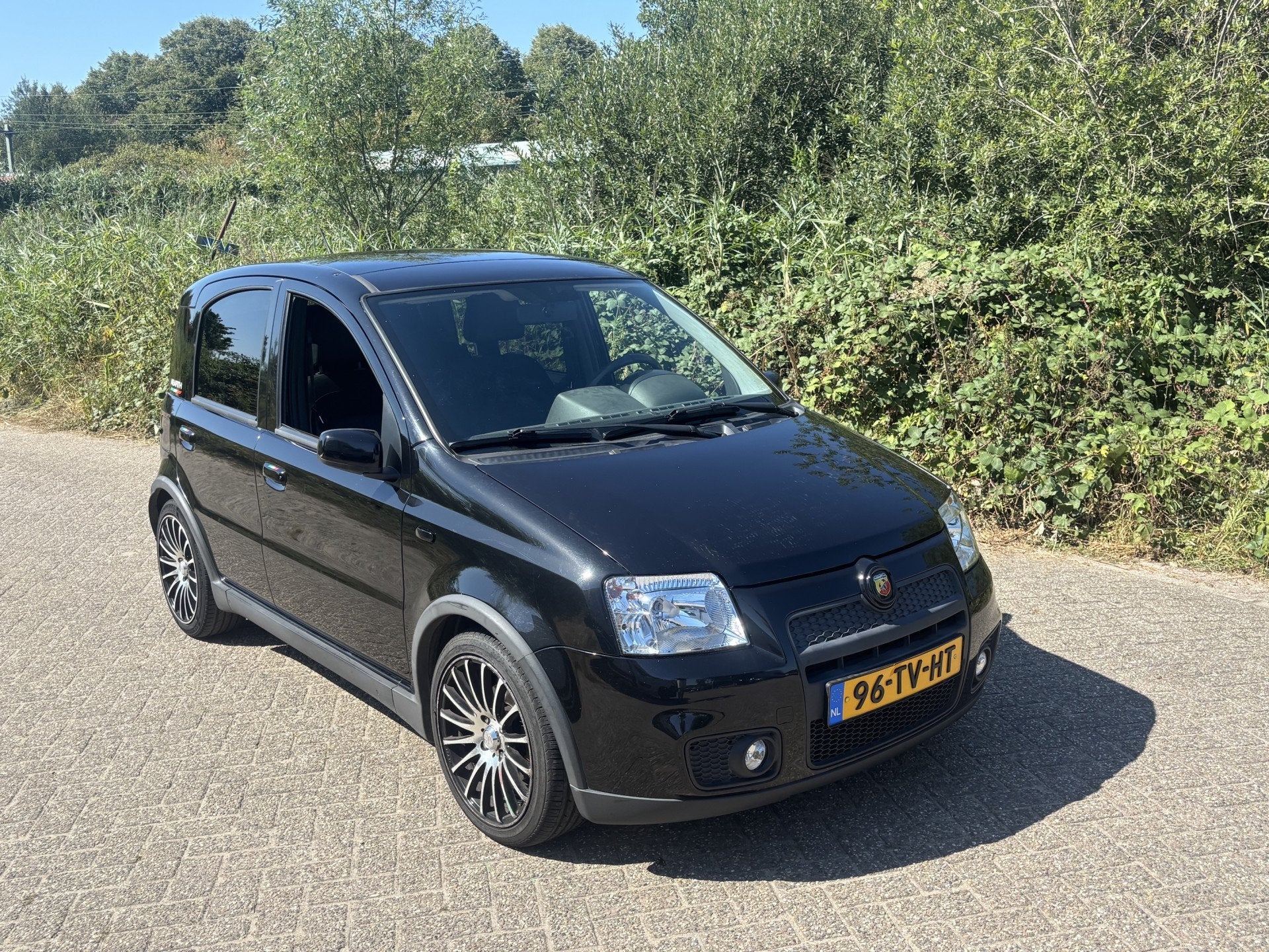 Fiat Panda 1.4 16V Sport Koppakking lek. (bj 2007), Voorwielaandrijving, Gebruikt, 31 €/maand, Zwart