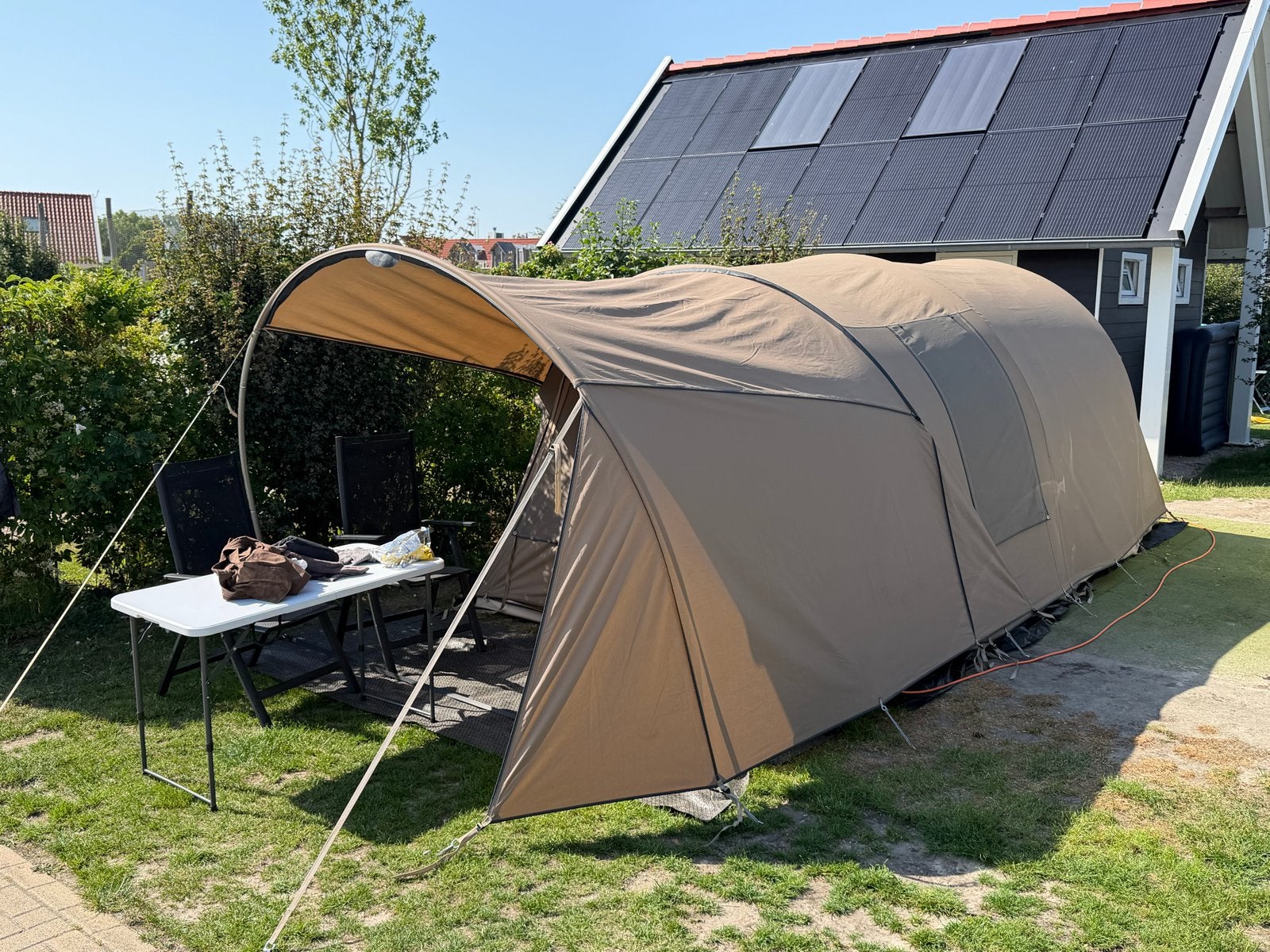 Falco Buizerd 3000 tent met luifel en zijschermen, Ophalen, Gebruikt, Tot en met 4