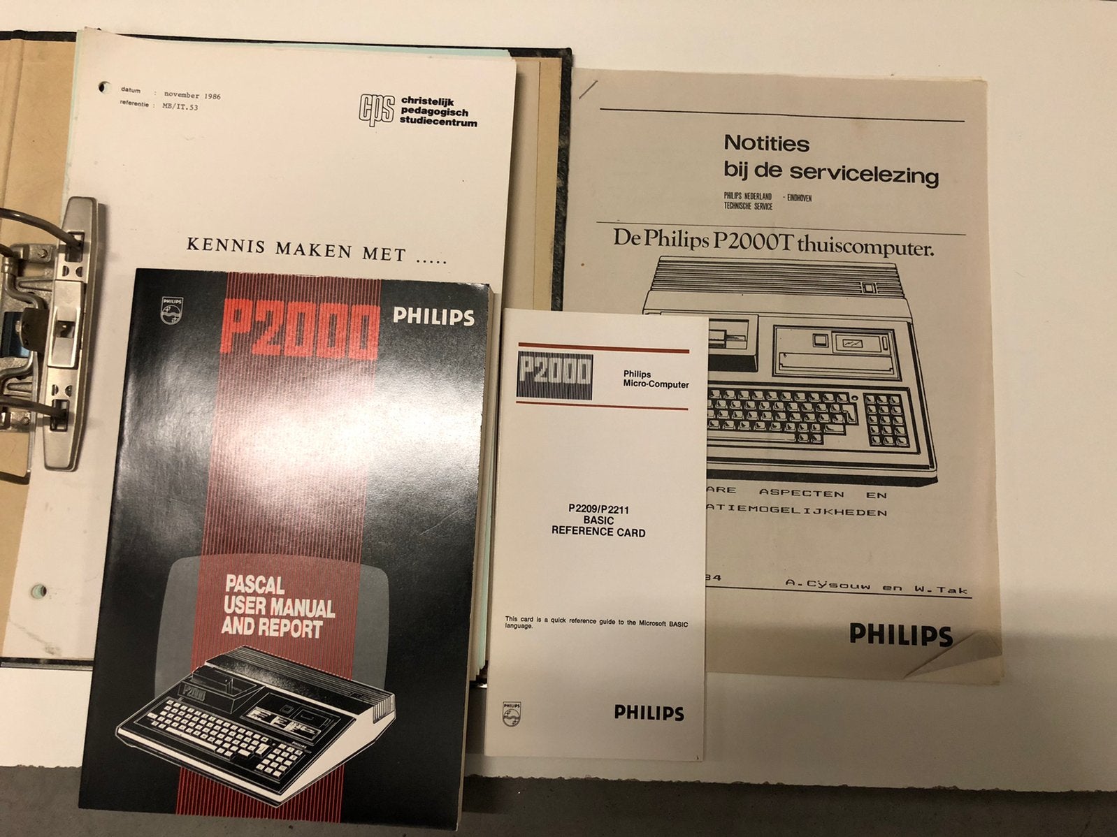 Philips P2000(T) Documentatie., Ophalen of Verzenden, Philips