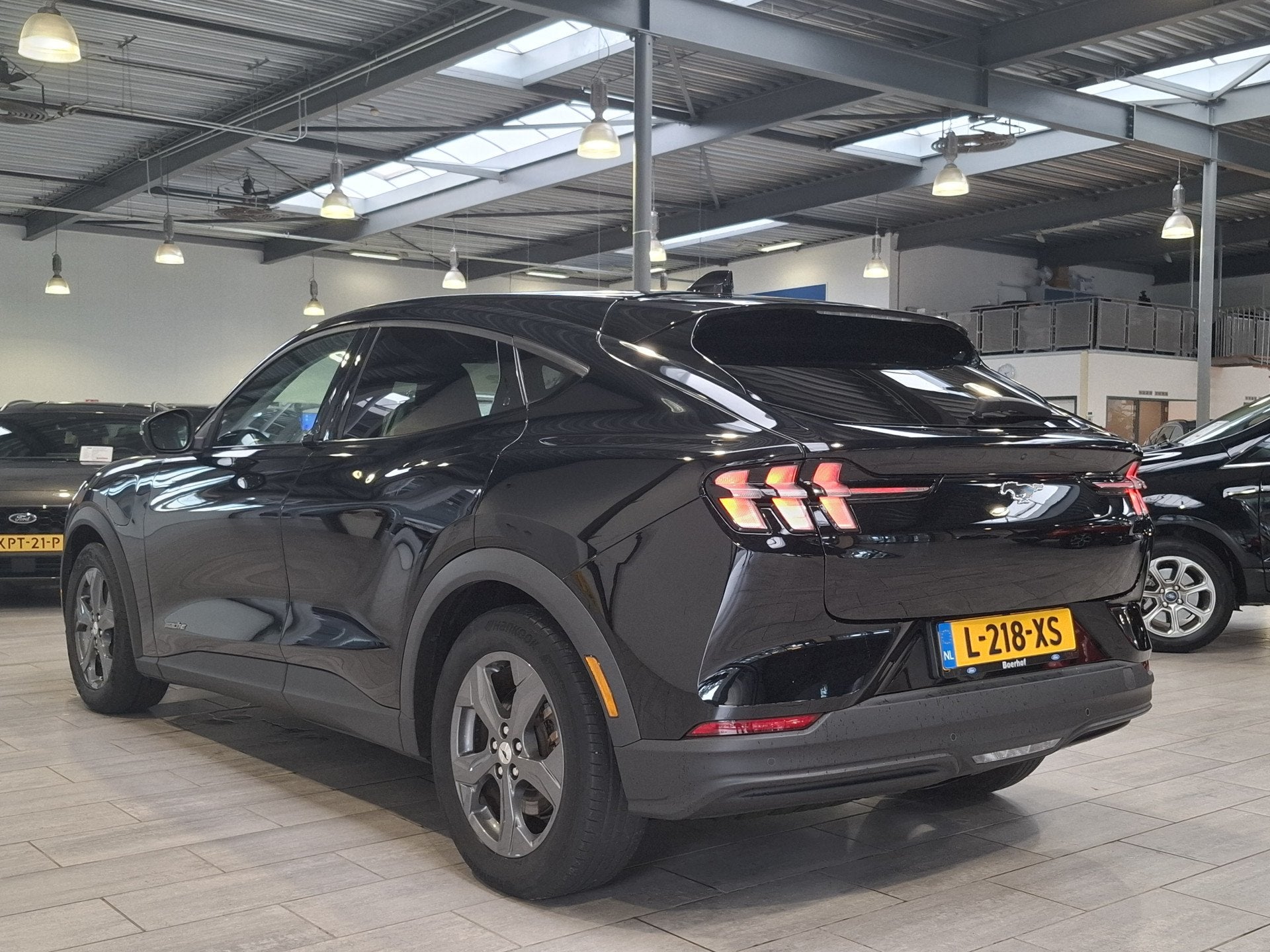 Ford Mustang Mach-E RWD 75 kWh | Trekhaak | LED | Leder | Ad, Auto's, Achterwielaandrijving, Gebruikt, 40 min, Zwart