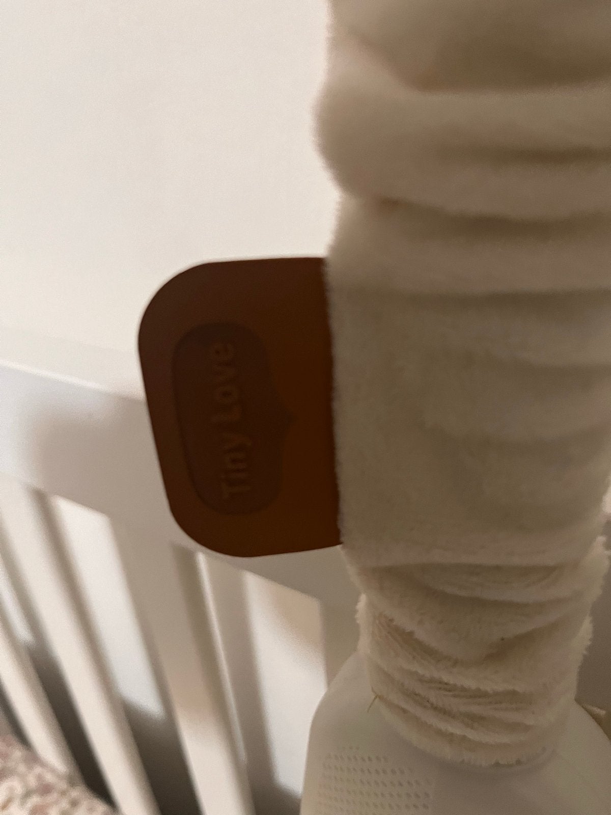 Ledikant met Tiny love Mobiel - Zo goed als nieuw, Ophalen of Verzenden, Zo goed als nieuw, Ledikant