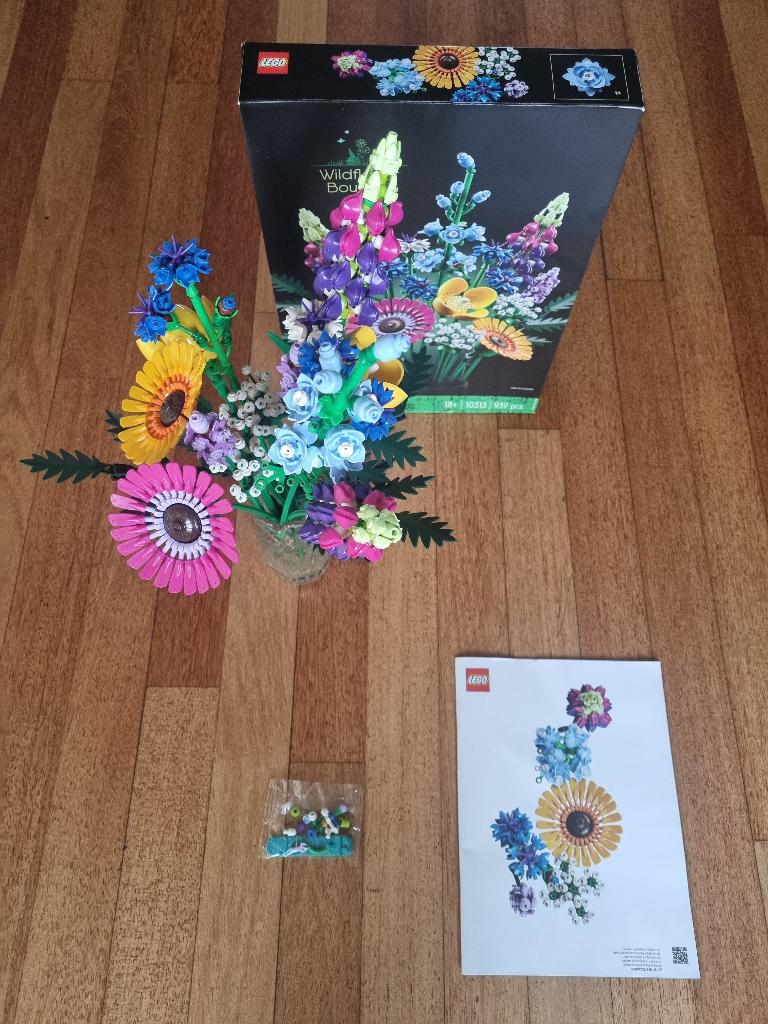 Lego - Wildflower Bouquet, nr 10313, ZGAN, Ophalen, Compleet, Lego, Zo goed als nieuw