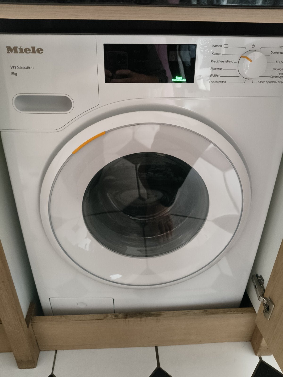 Miele W1 Selection 8kg wasmachine - Zo goed als nieuw, 1200 tot 1600 toeren, 8 tot 10 kg, Energieklasse A of zuiniger, Ophalen of Verzenden