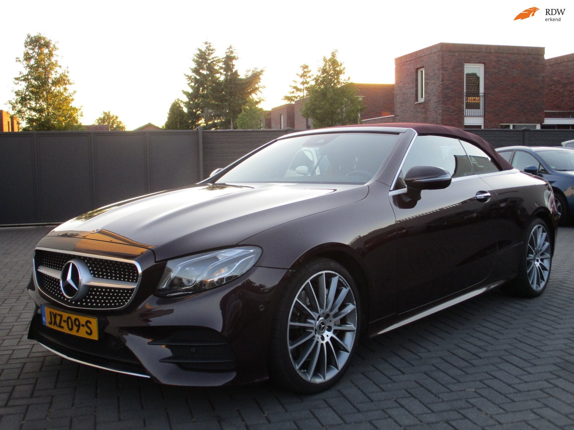 Mercedes-Benz E-klasse Cabrio 350 Premium Plus AMG Widescree, Auto's, Automaat, Dealer onderhouden, Achterwielaandrijving, Cabriolet