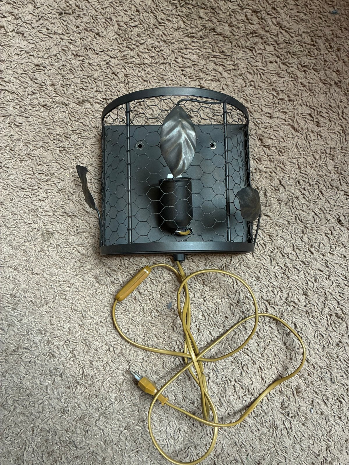 Frantzen Wandlamp met E27 fitting en gaasontwerp, Met snoer/stekker, Gebruikt, Zwart, Metaal