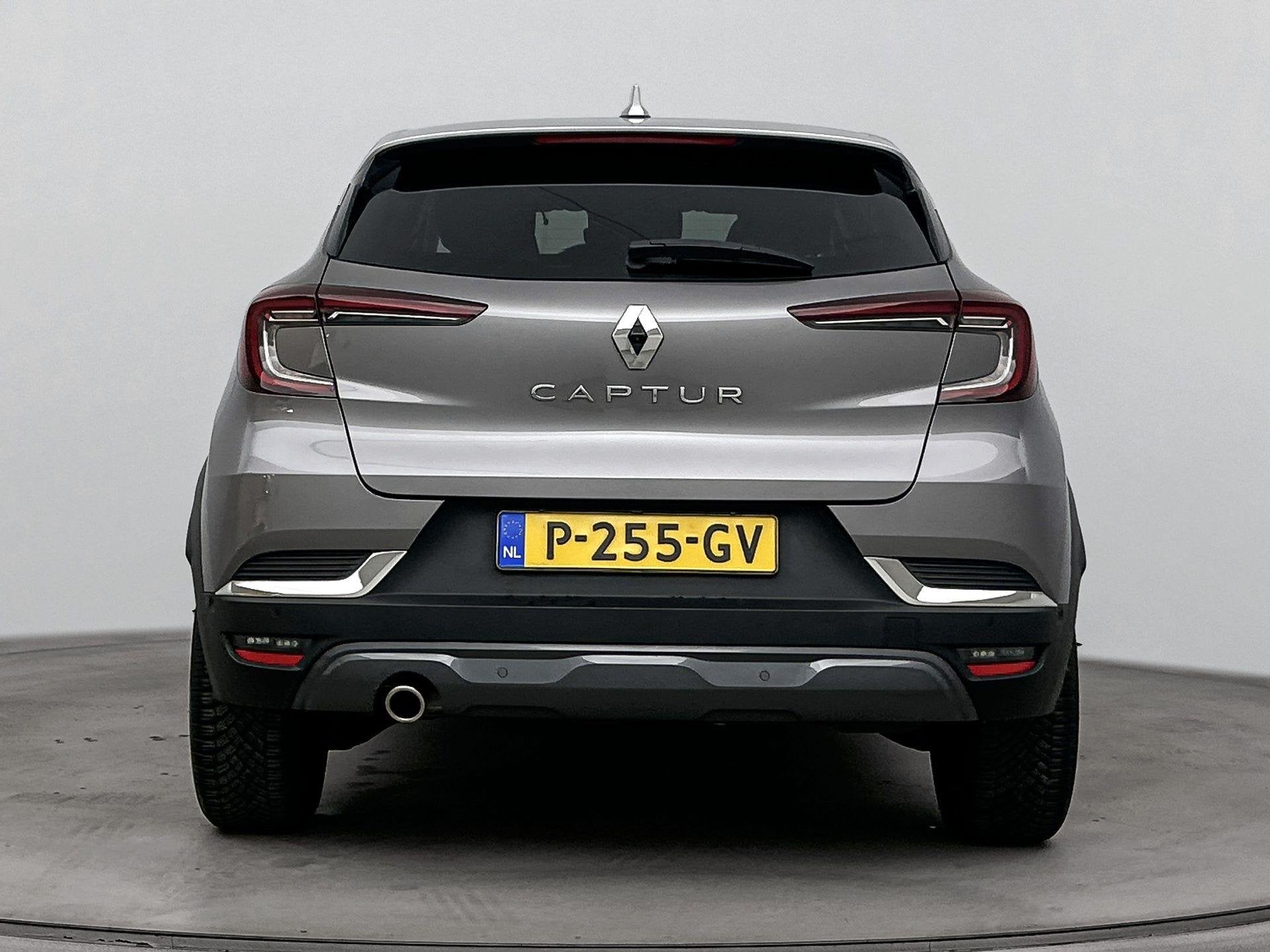 Renault Captur 1.3 TCe 140Pk Initiale Paris | Navigatie | Ap, Auto's, Dealer onderhouden, Gebruikt, Euro 6, 4 cilinders