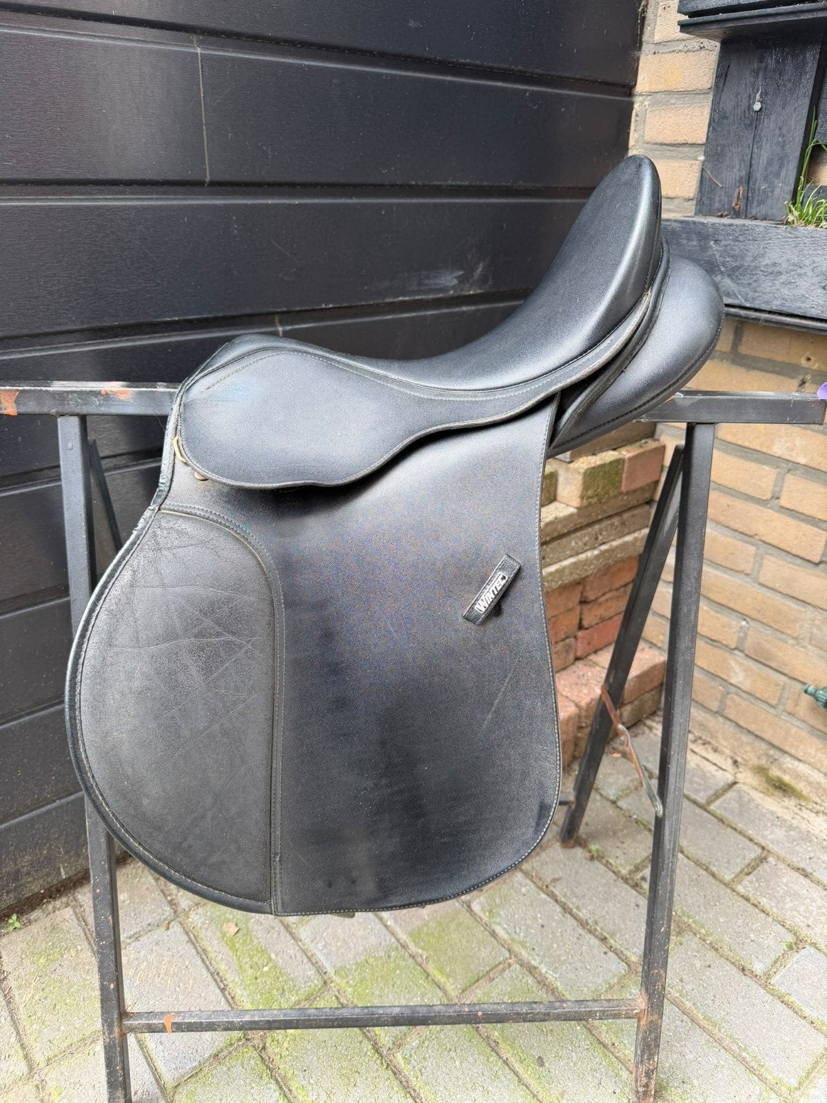 2x wintec veelzijdigheid zadel 15,7 inch 1x 15 inch, Dieren en Toebehoren, XS (15.5 inch of kleiner), Gebruikt, Verzenden, Wijd