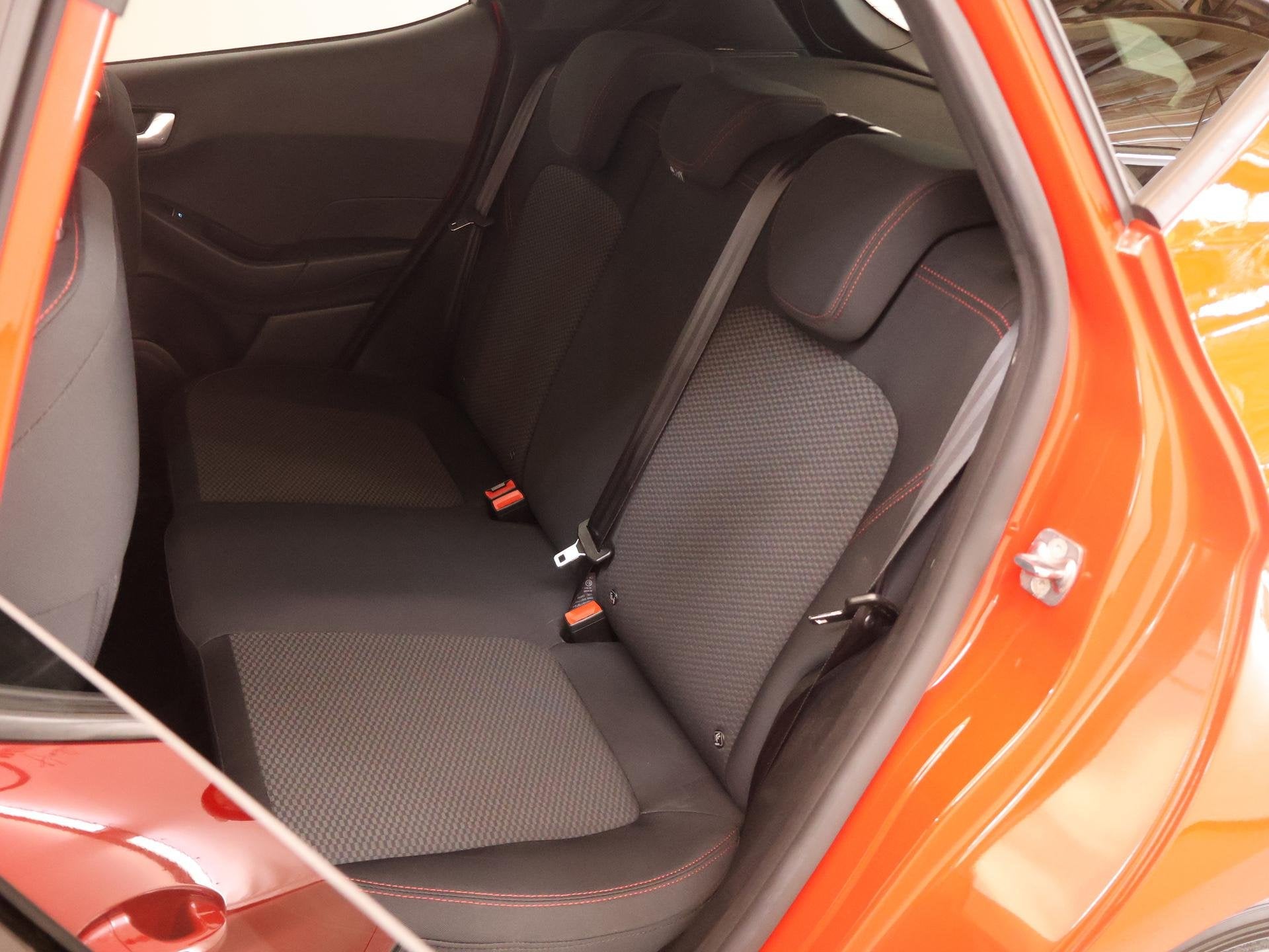 Foto 12 van Ford Fiesta 1.0 EcoBoost ST-Line | Navigatie | Climate Contr