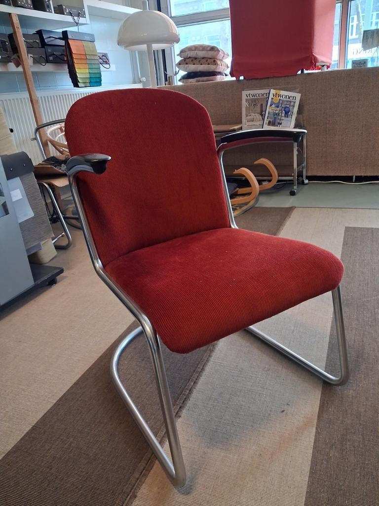 Gispen 413 Buisframe Stoel - Rood Ribstof, Huis en Inrichting, Stoelen, Gebruikt, Vintage, Mid-century, Ophalen of Verzenden, Stof