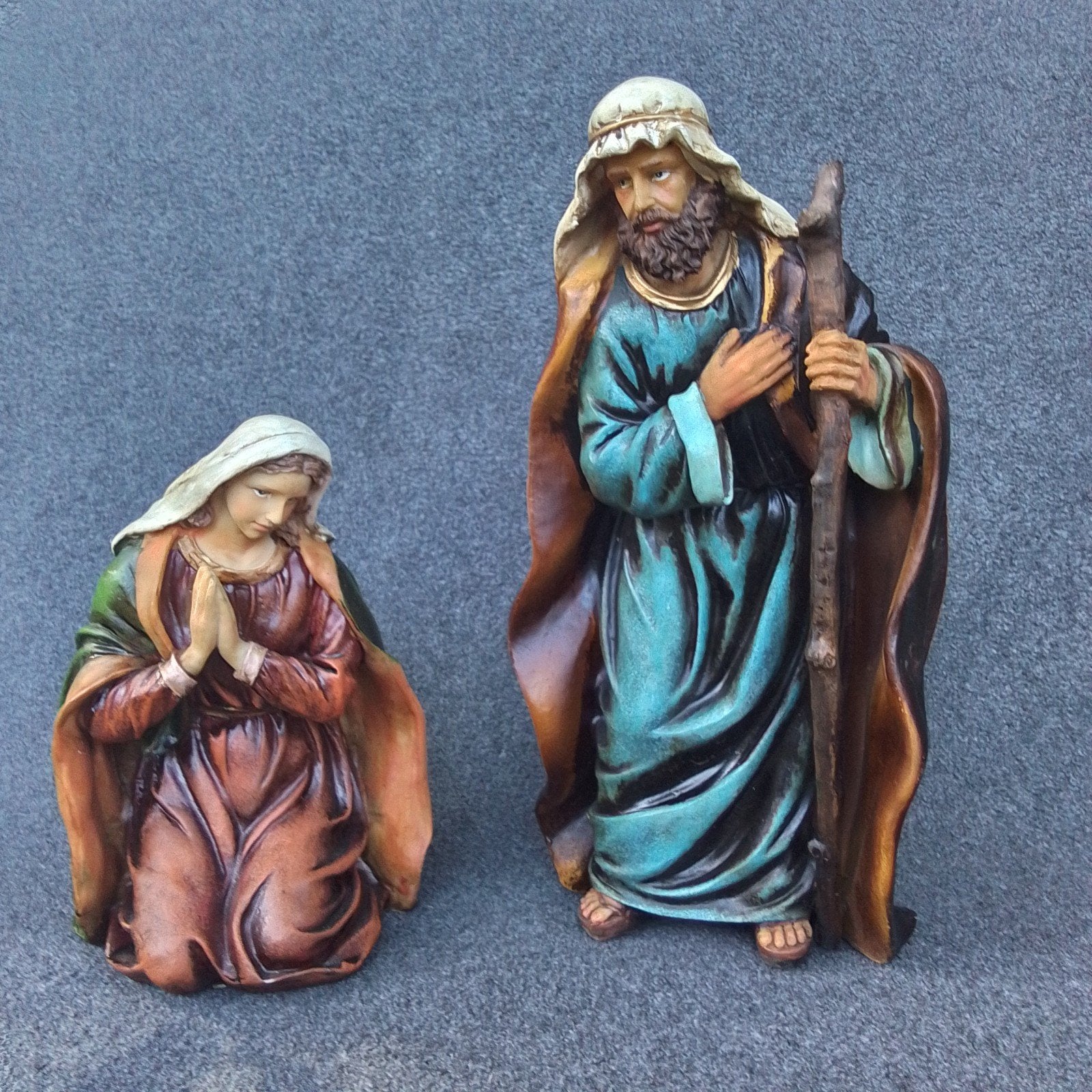 Maria en Jozef Beelden - Kerstgroep - 20cm en 28cm, Verzenden, Gebruikt, Meerkleurig, Composieten