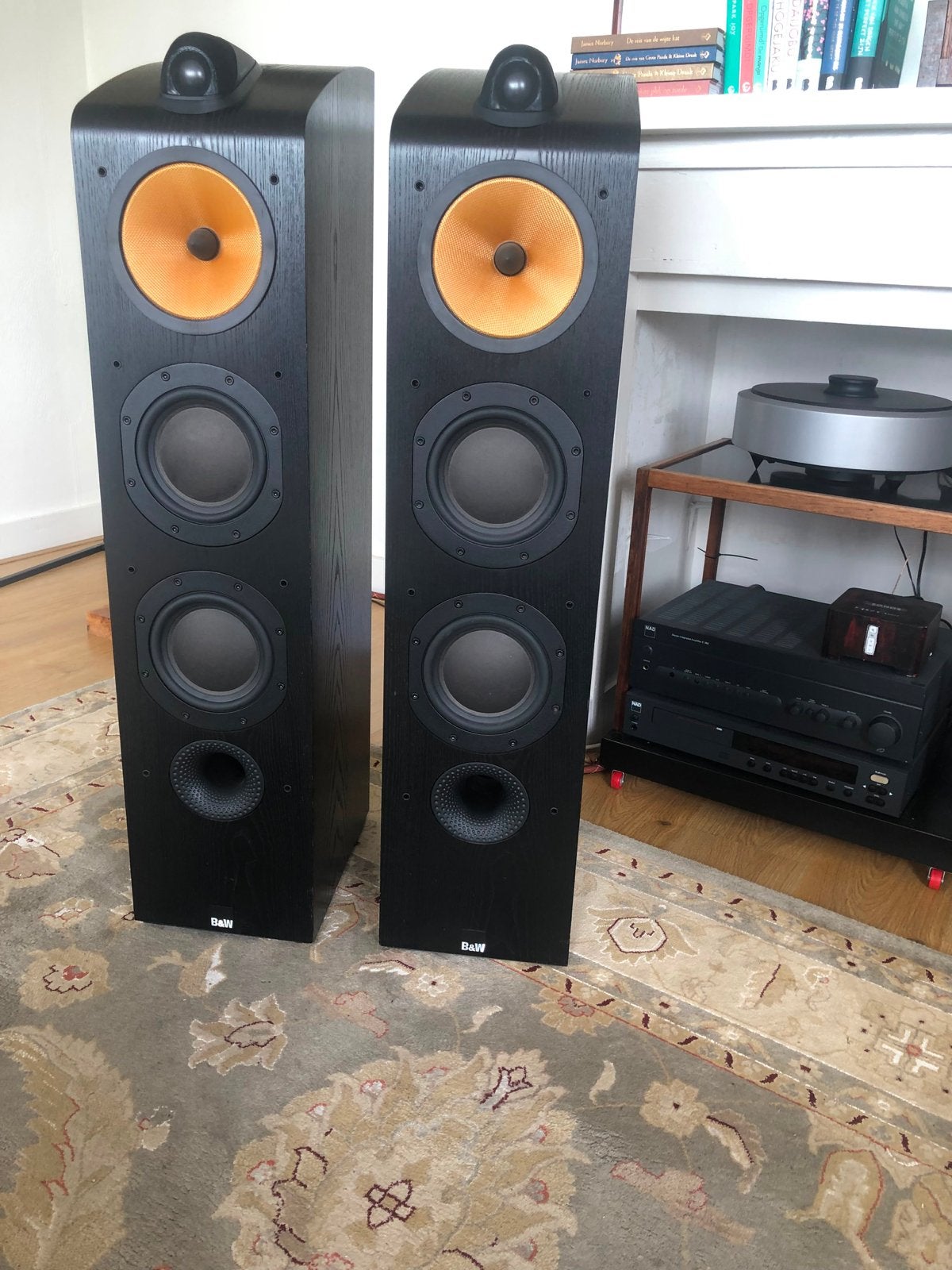 Bowers & Wilkins B&W 703 S1 Vloerstaande Luidsprekers, Vloerstaande luidspreker, Zo goed als nieuw, Bowers & Wilkins (B&W), Basreflex
