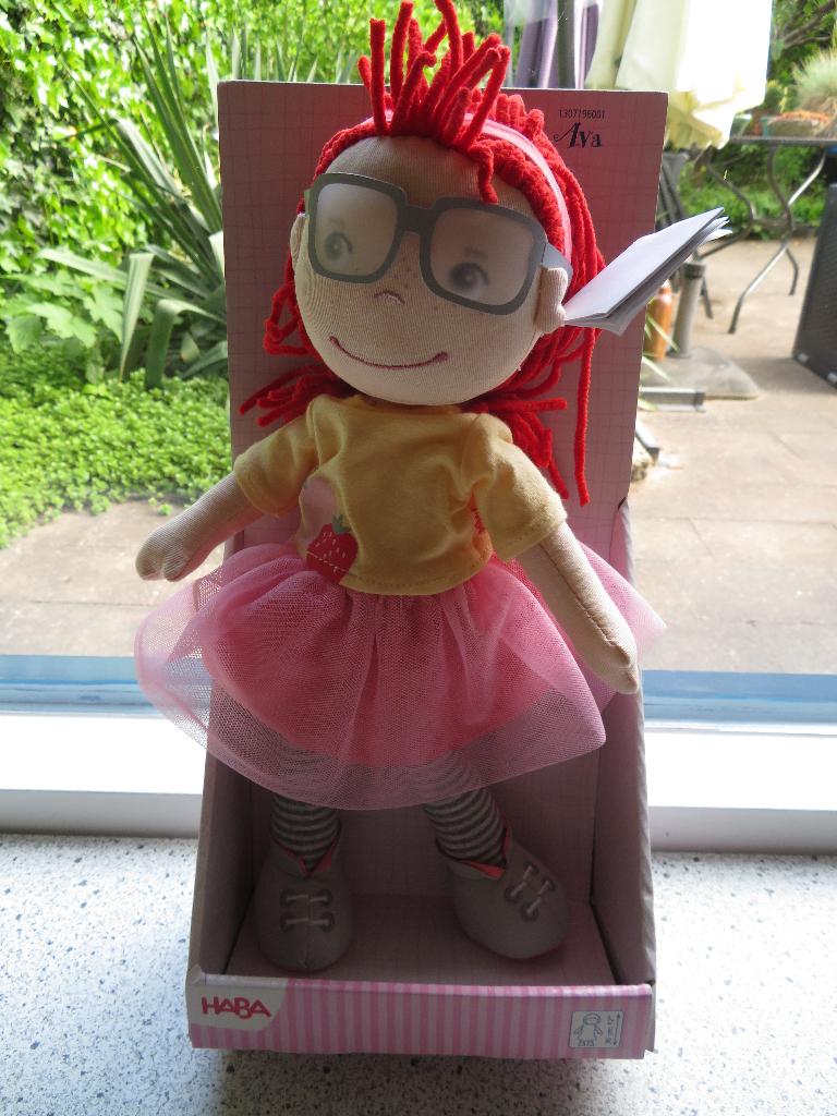 Meisjes pop meisje AVA merk Haba meet ca 30 cm nieuw, Overige typen, Nieuw, Ophalen of Verzenden, Middelgroot (20 tot 80 cm)