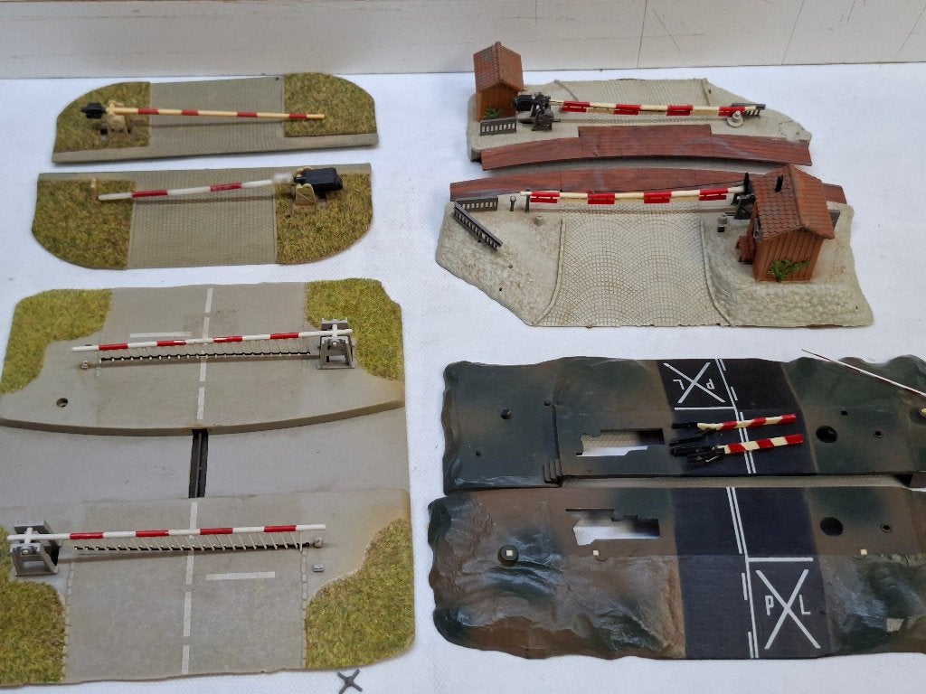 4    H.O   DIV    OVERWEGEN, Hobby en Vrije tijd, Modeltreinen | H0, Overige merken, Gebruikt, Gelijkstroom of Wisselstroom, Rails