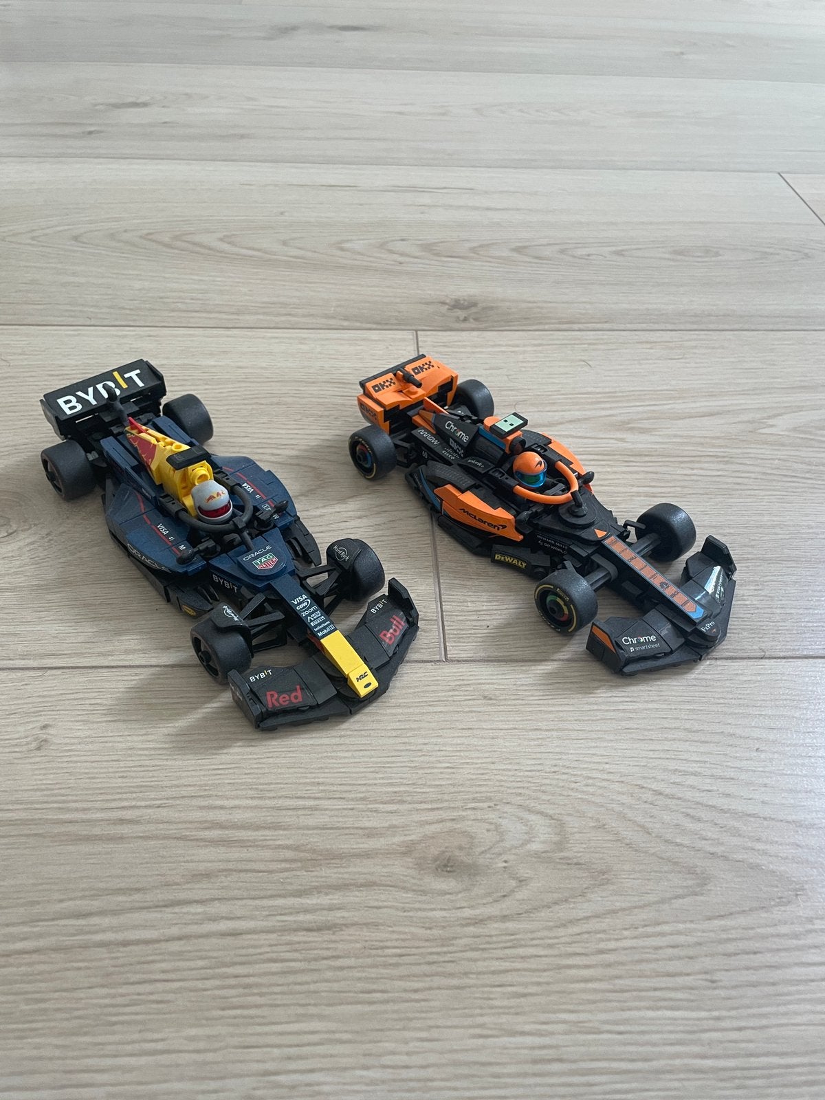 Lego F1 Red Bull/McLaren auto’s, Ophalen of Verzenden, Zo goed als nieuw