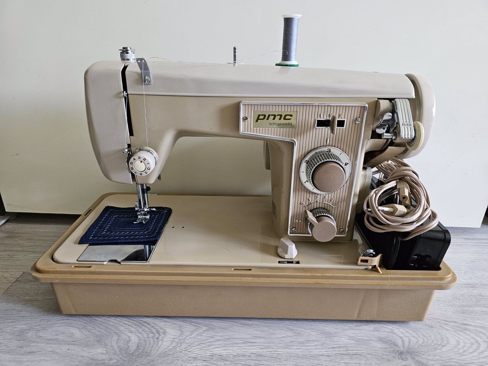 Naaimachine, Ophalen, Zo goed als nieuw, Naaimachine, Overige merken