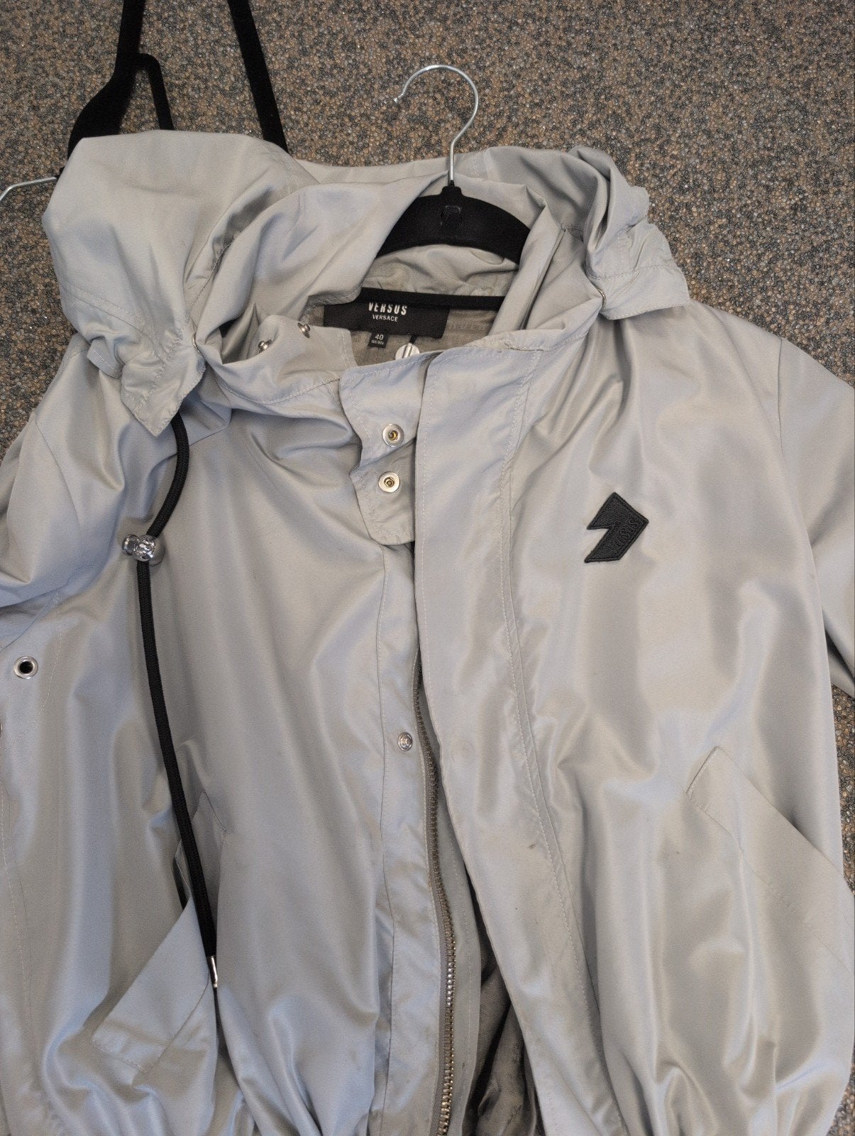 versus Versace jasje, Ophalen of Verzenden, Zo goed als nieuw, Maat 38/40 (M), Zwart