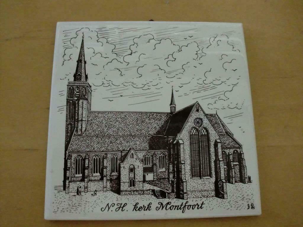 Tegel Nh kerk Montfoort, Antiek en Kunst, Antiek | Wandborden en Tegels, Ophalen of Verzenden